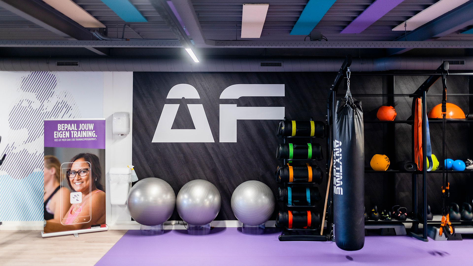 Anytime Fitness Let's make healthy happen!